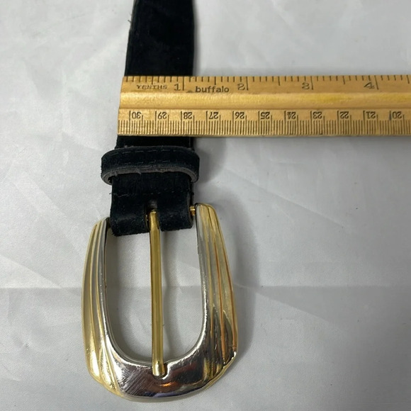 VINTAGE 90’s Century Canada Black Suede Belt Gold and Silver Tone Buckle M - Picture 8 of 9
